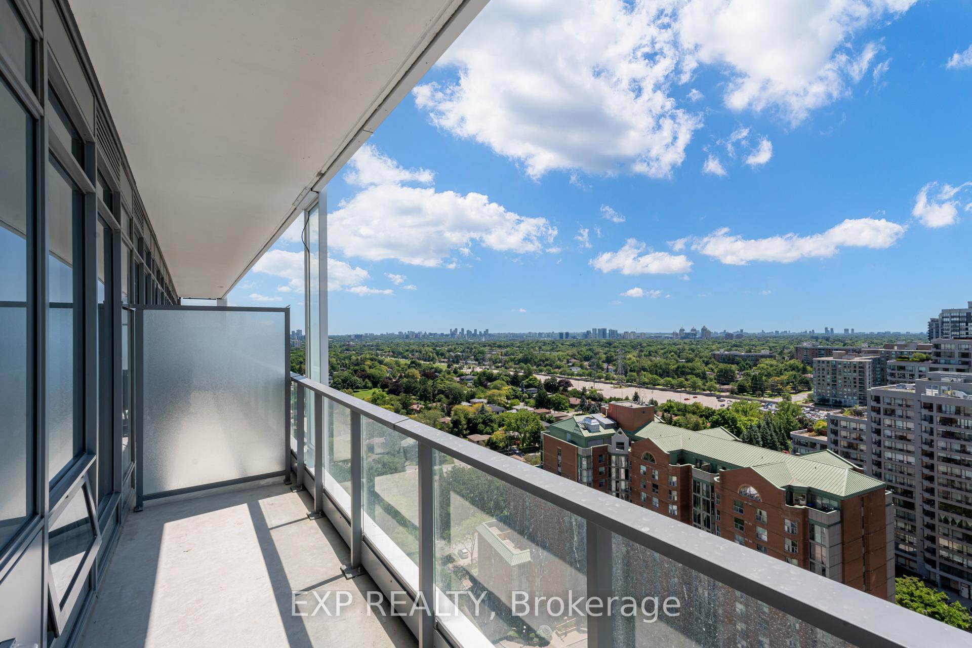 3 Bedrooms Condo at 8 Olympic Gdn S, Toronto For sale