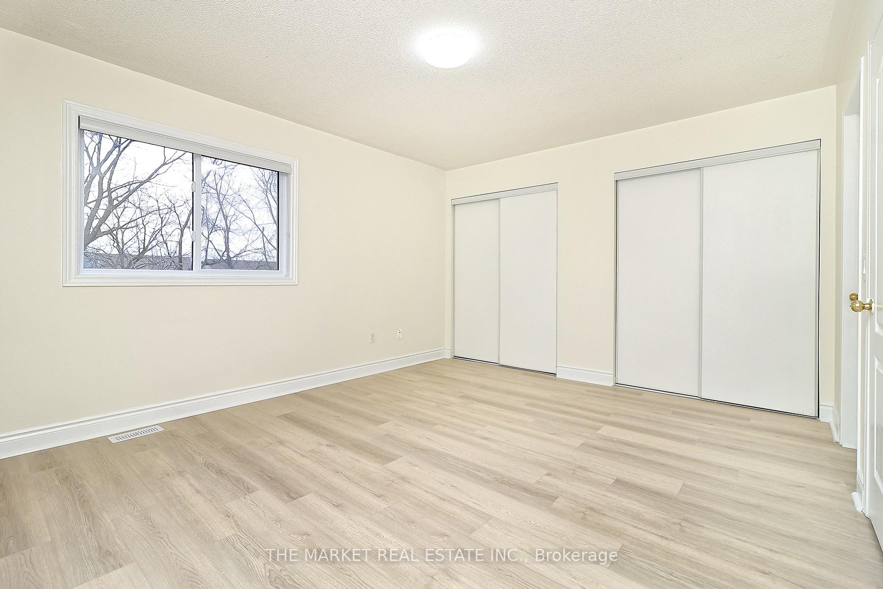 3 Bedrooms Condo at 7190 Atwood,  Mississauga For sale