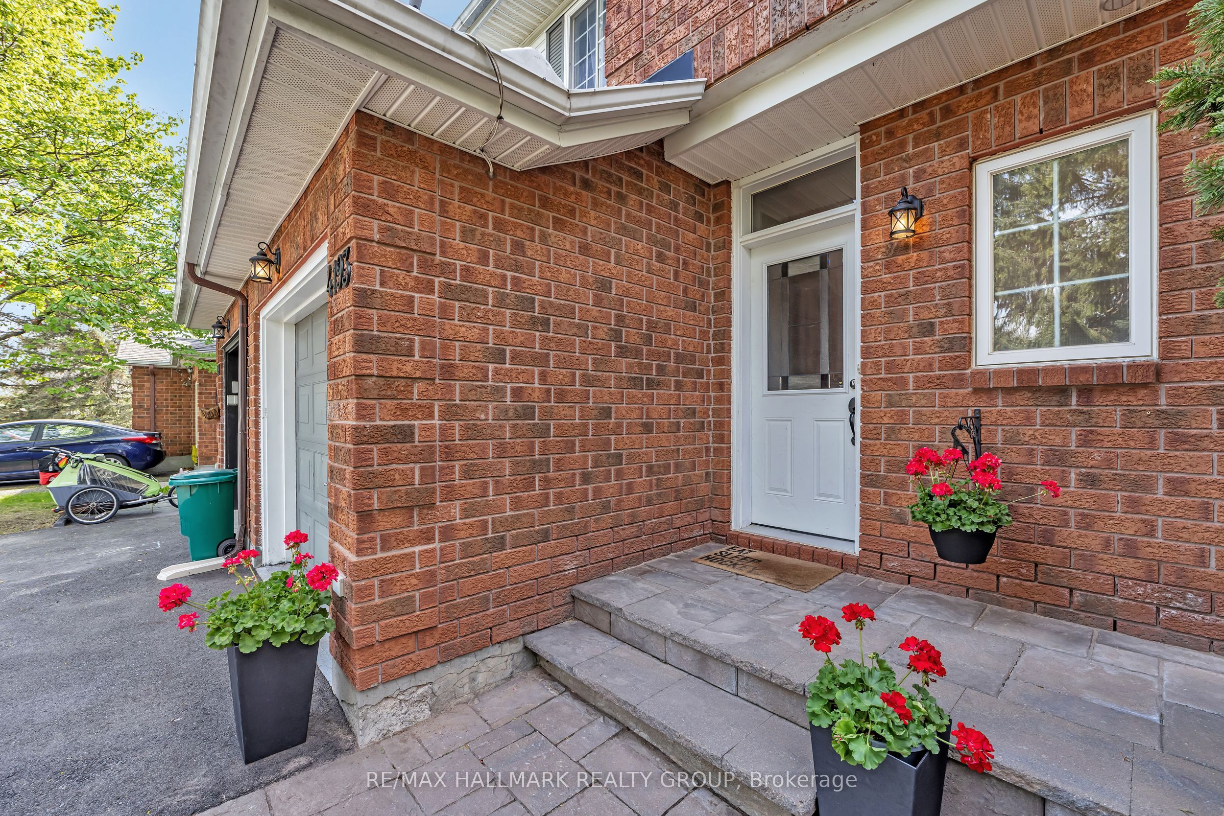 4193 Owl Valley Drive, BlossomParkAirportandArea, ON K1V 1L9