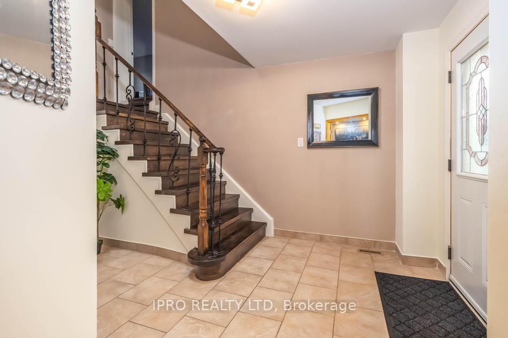 2155 Duncaster Drive, #26