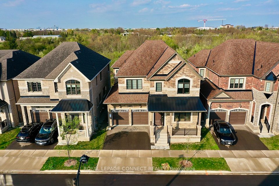 1428 Ford Strathy