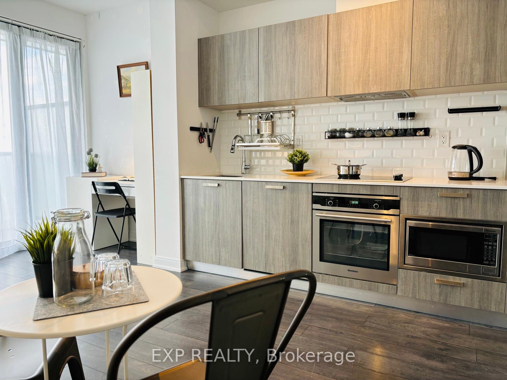 1 Bedroom Condo at 50 Charles, Toronto For sale