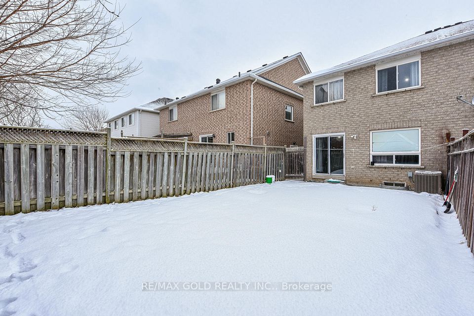 https://trreb-image.ampre.ca/DzHz6aRBBrbdBE2BgFHJ1-EXMWU-HErmVjNtUH3aFyE/rs:fit:960:960/wm:.5:so:0:50:.4/wmsh:10/wmt:PHNwYW4gZm9yZWdyb3VuZD0nd2hpdGUnIGZvbnQ9JzY4Jz5SRS9NQVggR09MRCBSRUFMVFkgSU5DLiwgQnJva2VyYWdlPC9zcGFuPg/L3RycmViL2xpc3RpbmdzLzQwLzQzLzk1LzEyL3AvNzYwYmU4MmMtOWNmNC00Njc0LTlmMDQtMmYwODUyZDY2NmEwLmpwZw.jpg