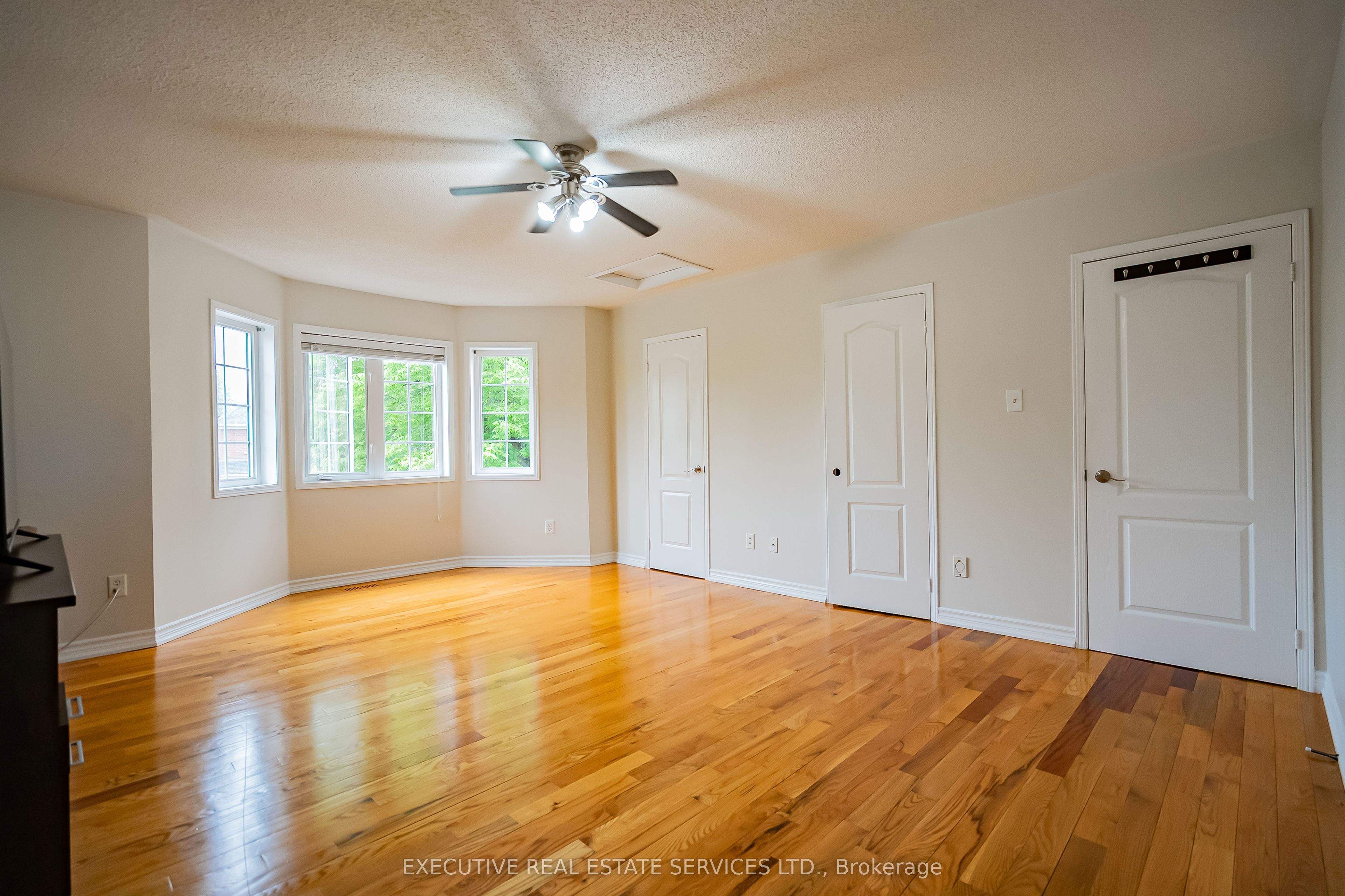 54 Woodvalley Drive