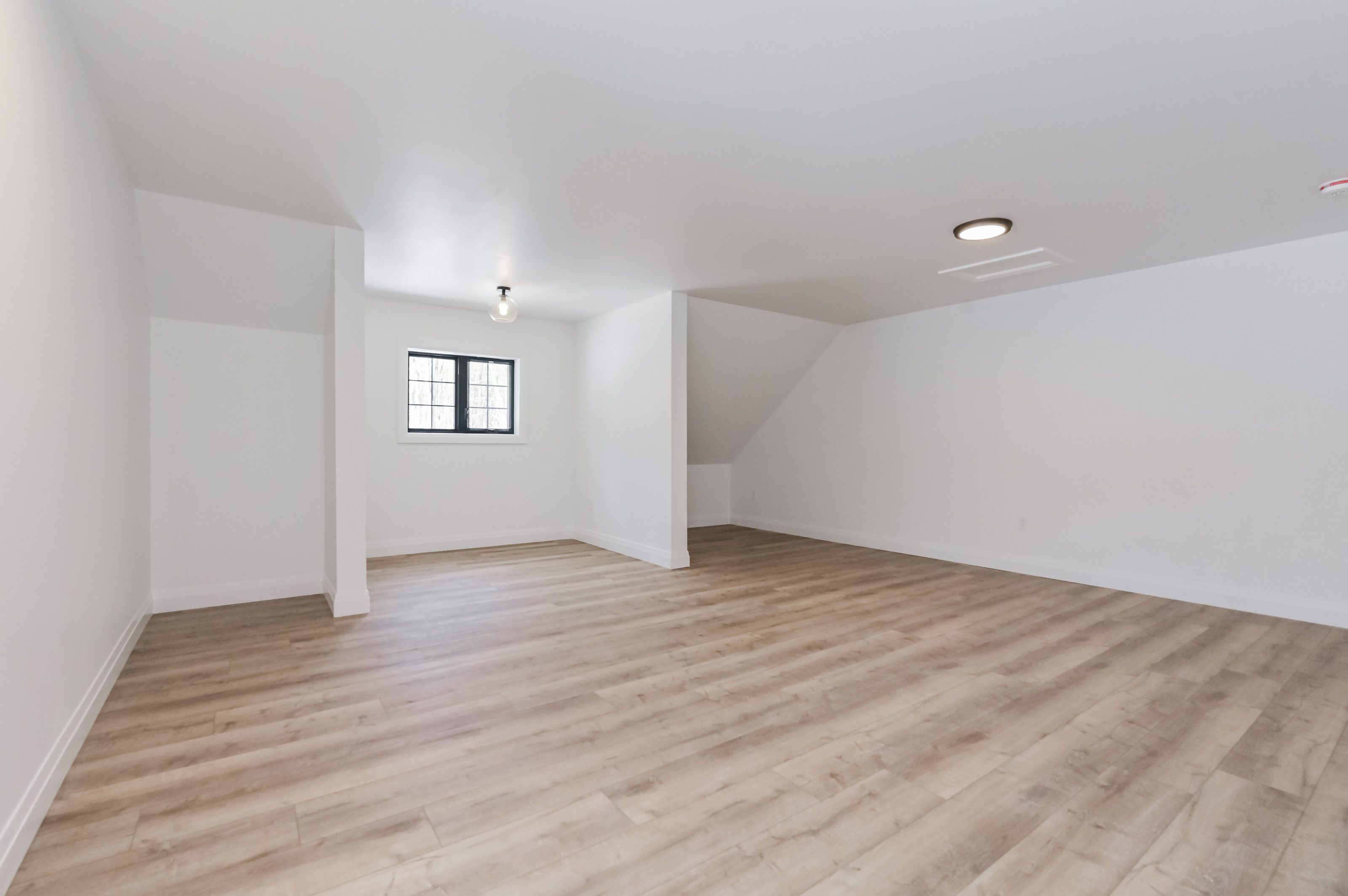 433 South River Road