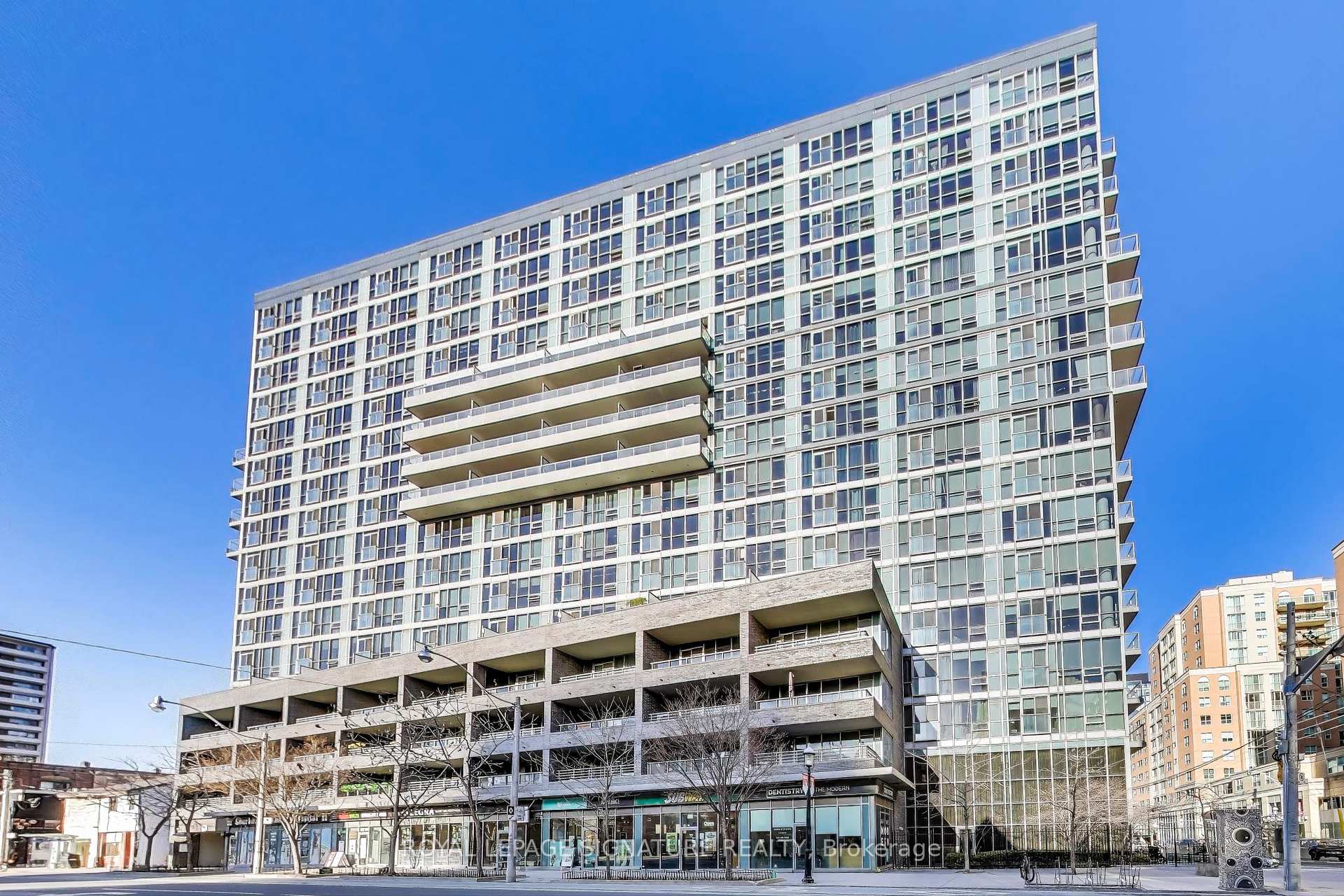 2 Bedrooms Condo at 320 Richmond, Toronto For sale