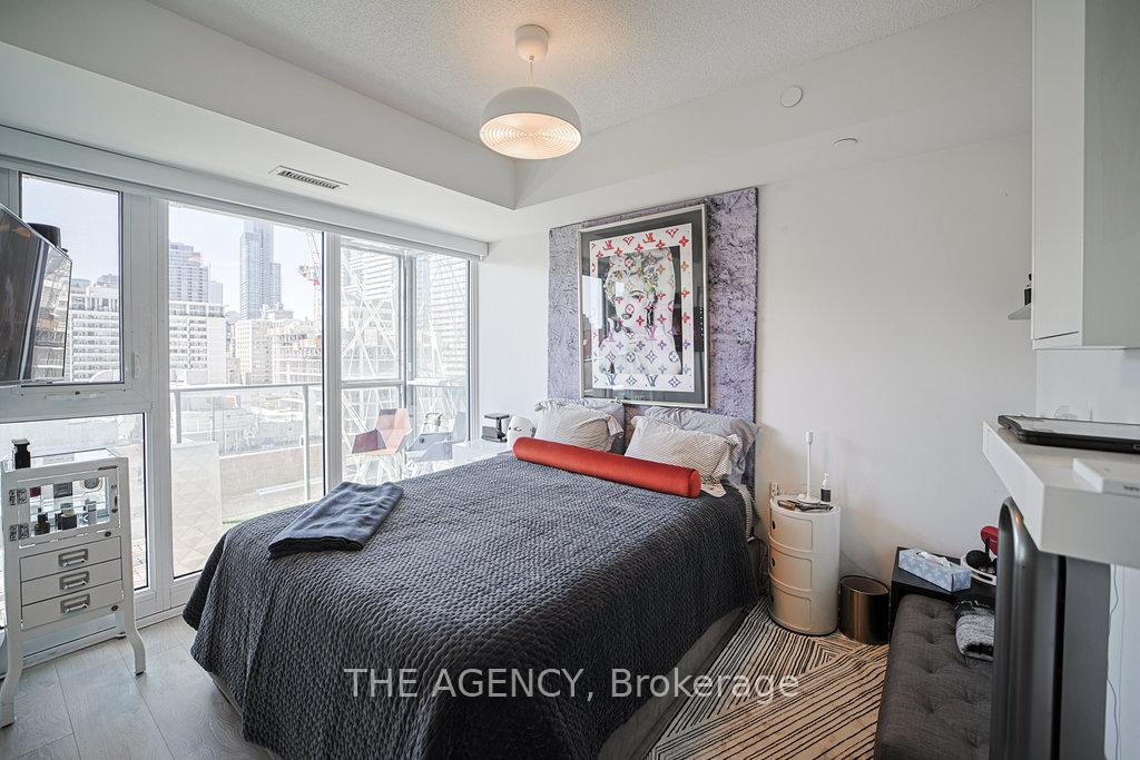 1 Bedroom Condo at 50 Wellesley, Toronto For sale