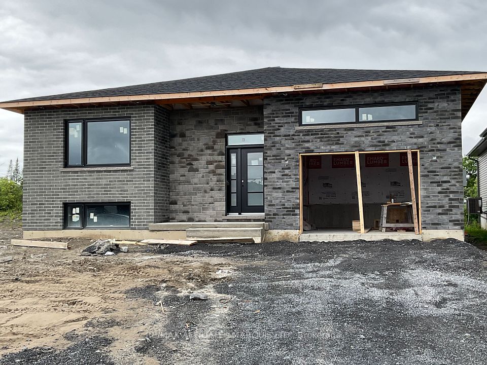 180 Emily Jade Crescent, Cornwall, ON K6K 0B6