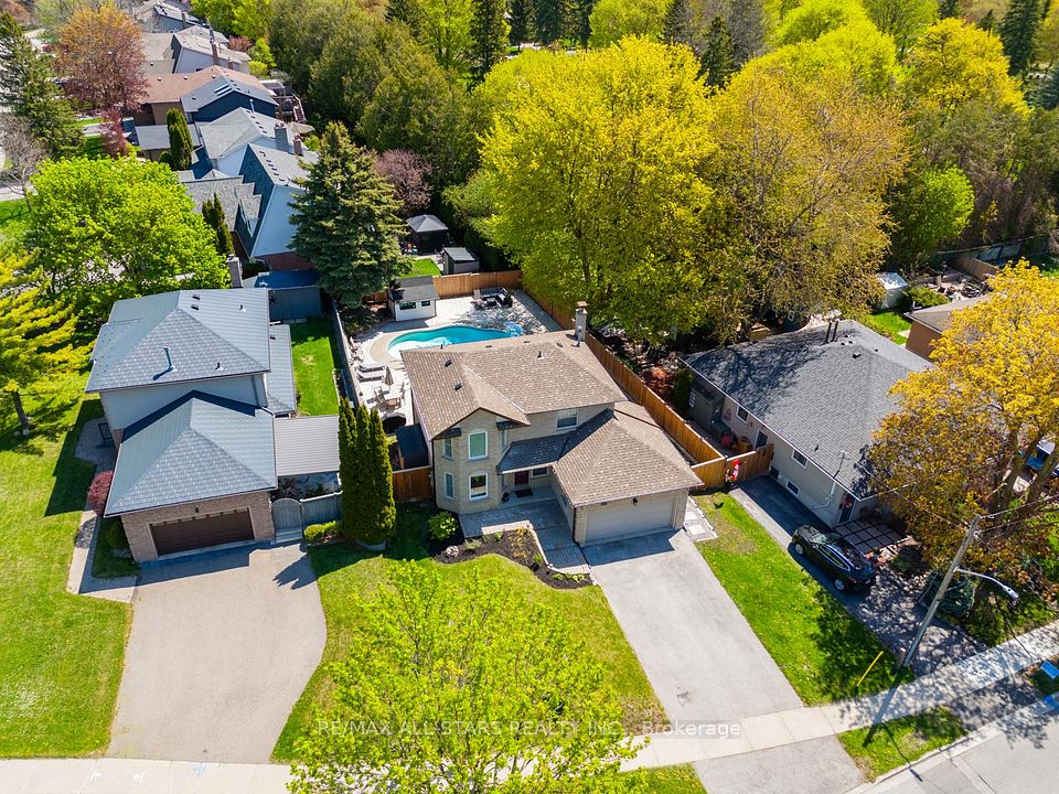 155 Willow
