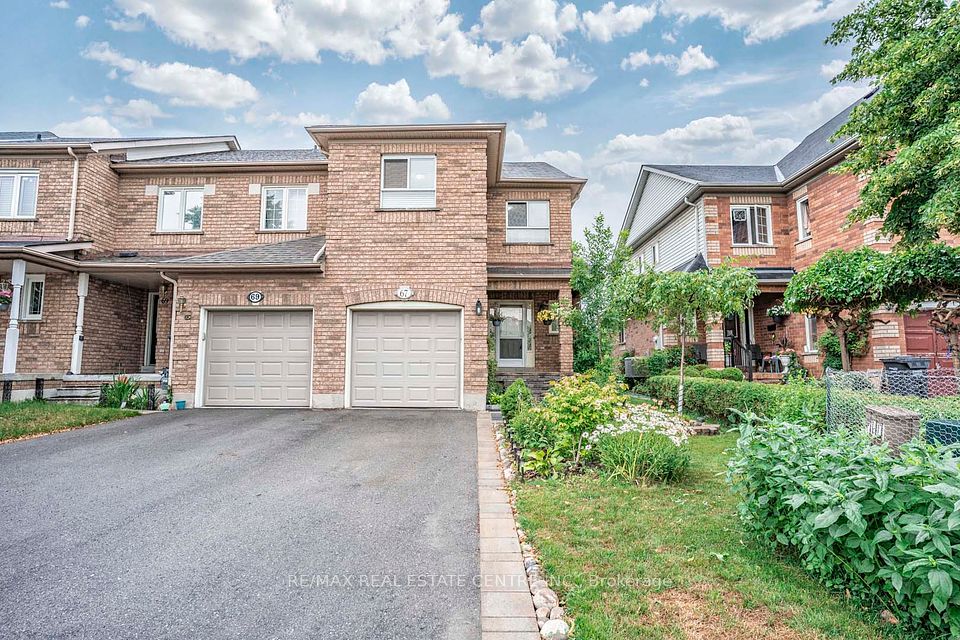 67 Quarry Edge