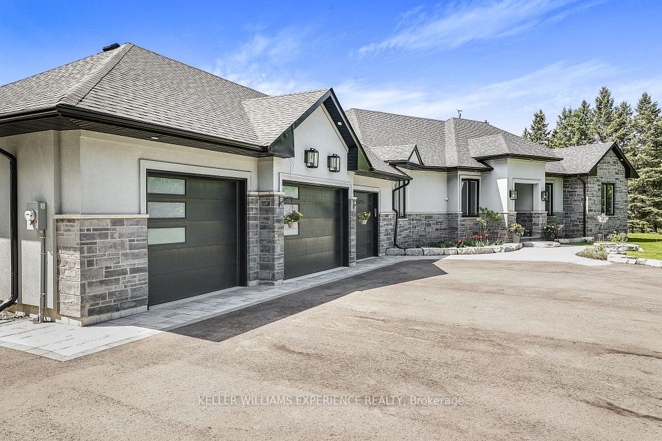 7028 Pine Plains