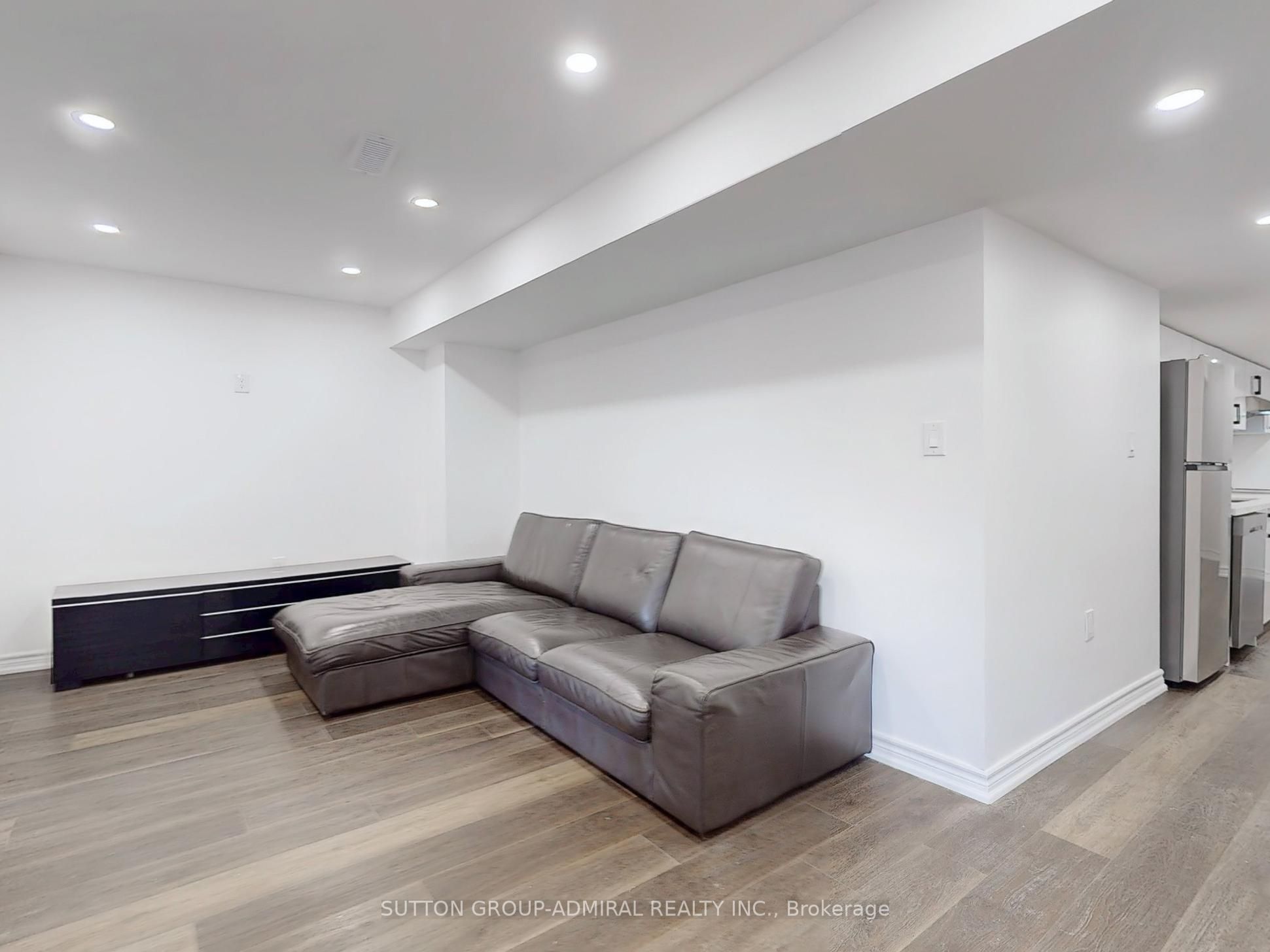22 Casserley Crescent