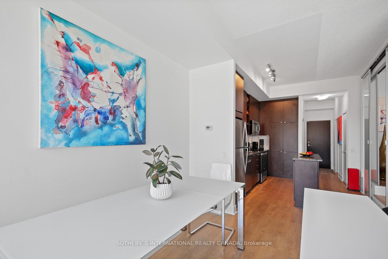 2 Bedrooms Condo at 116 George,  Toronto For sale