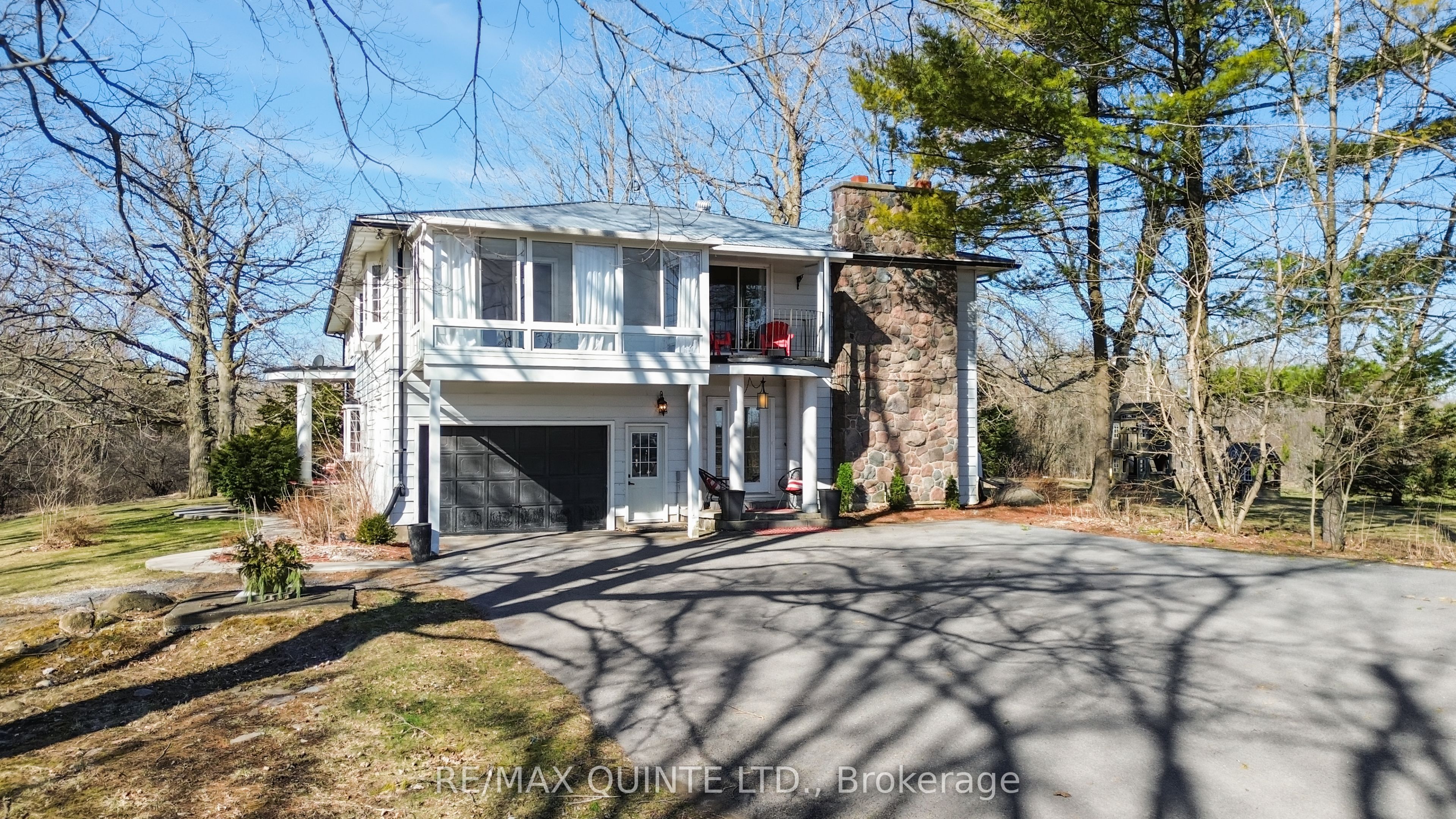 548 Lorna Lane