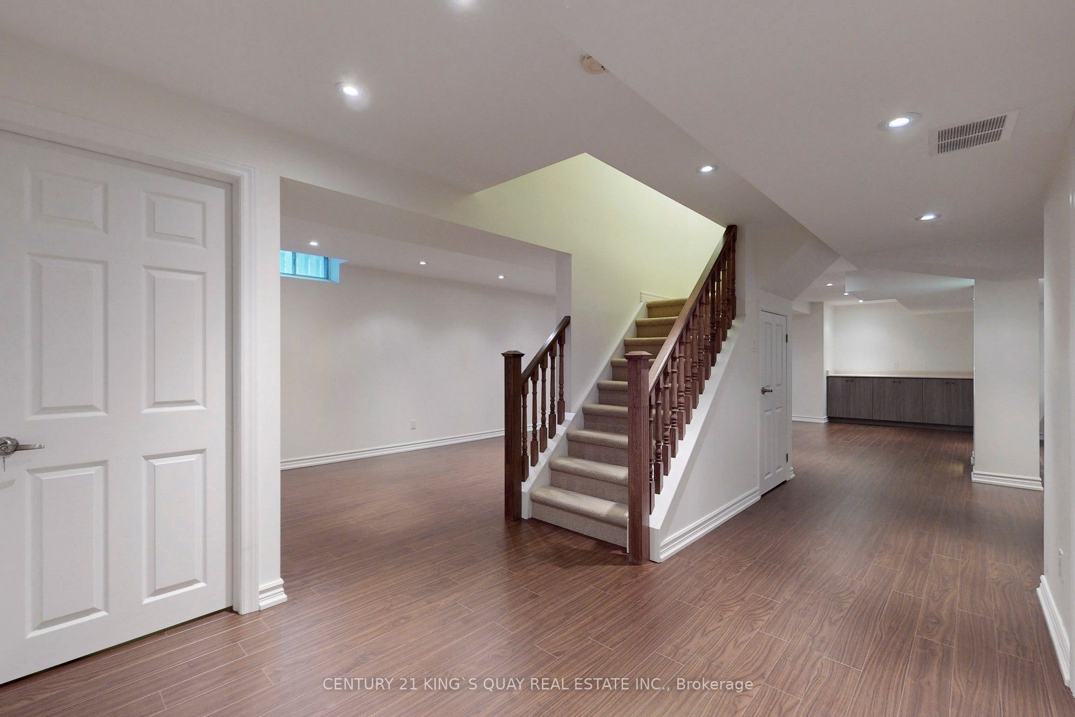 83 Berwick Crescent, Richmond Hill, ON L4C 0B7
