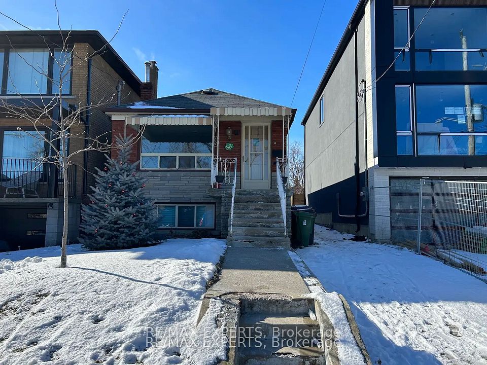 88 Twelfth Street, Toronto, ON M8V 3H1