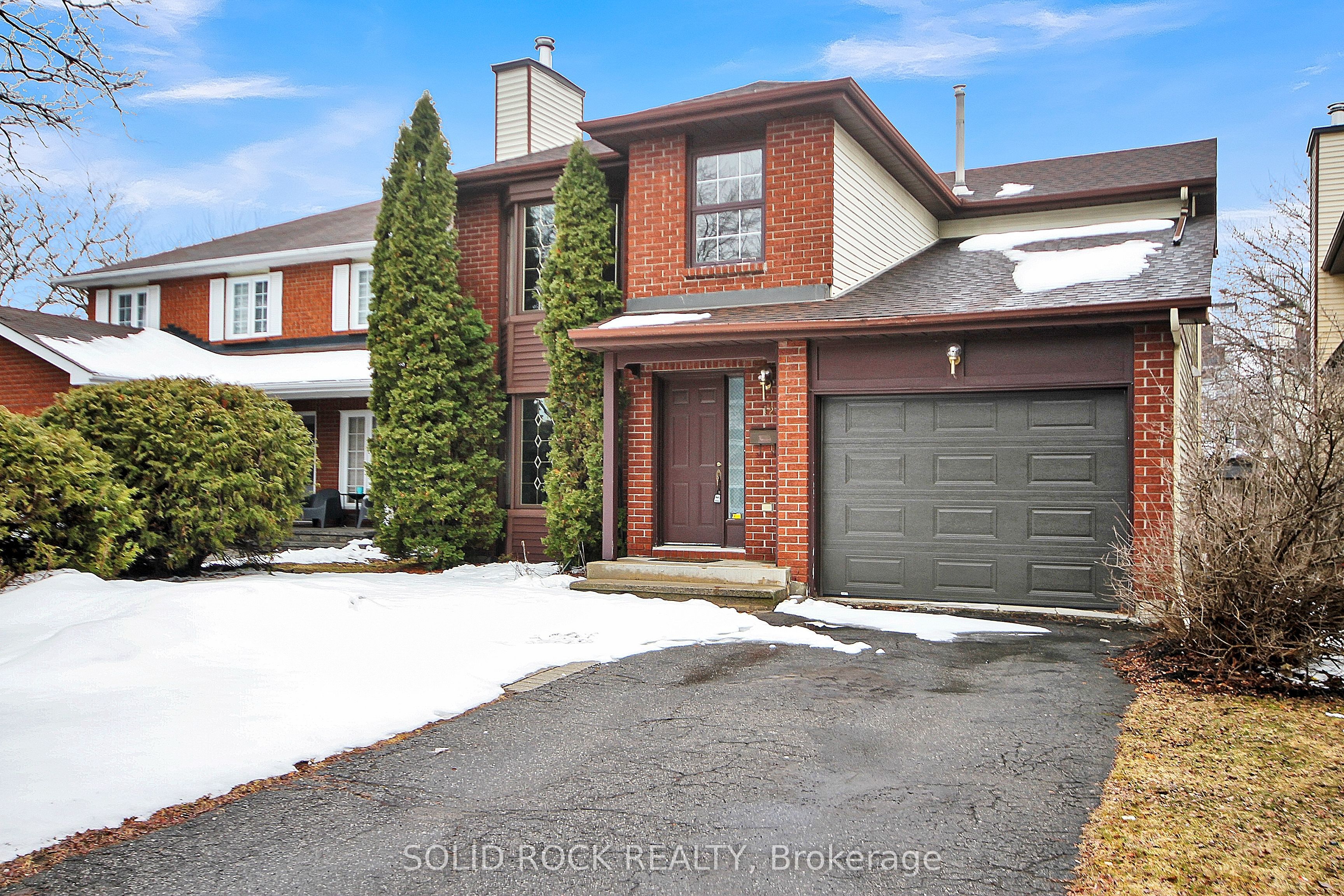 12 NOTMAN Way, HuntClubSouthKeysandArea, ON K1G 4P6