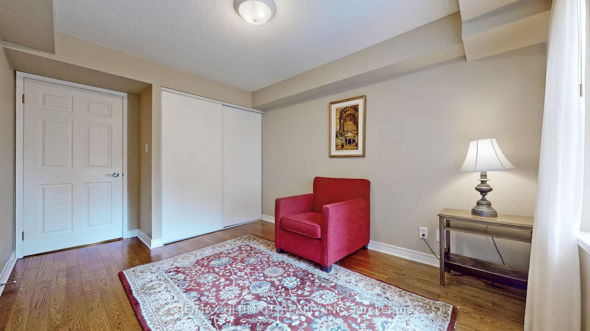 2 Bedrooms Condo at 645 Millwood, Toronto For sale