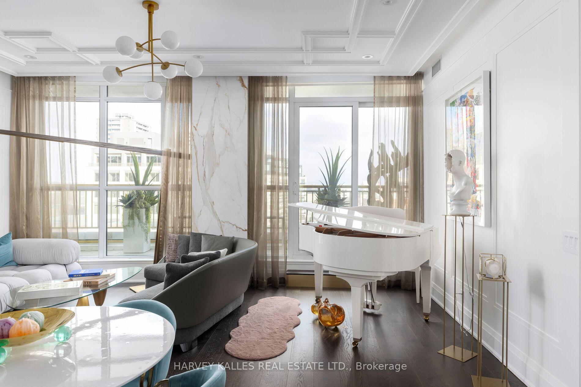 151 Avenue Road 805