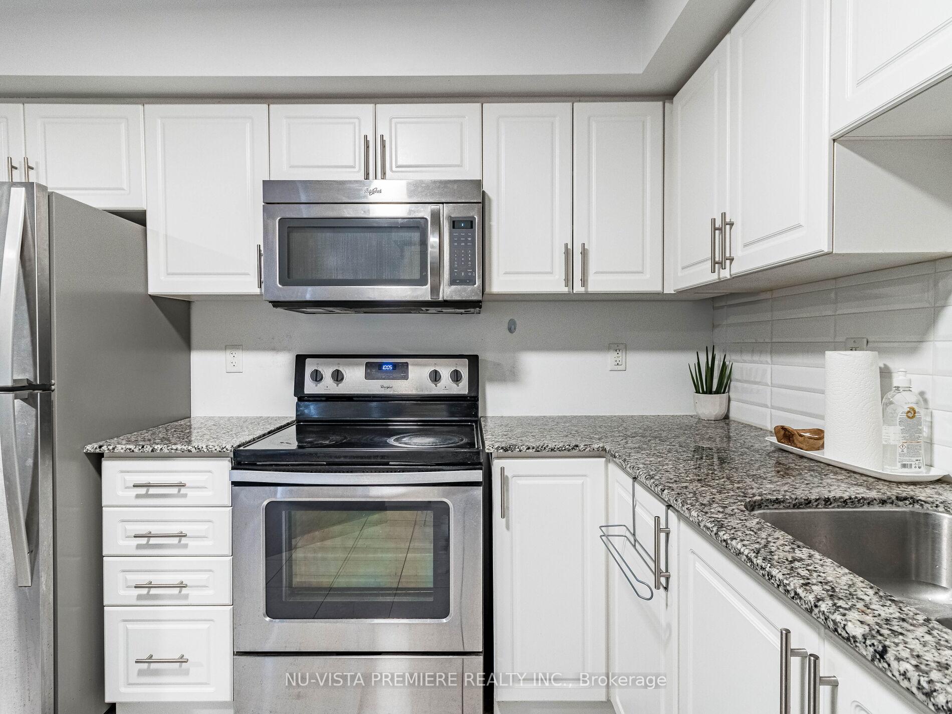 2 Bedrooms Condo at 2488 Post, Oakville For sale