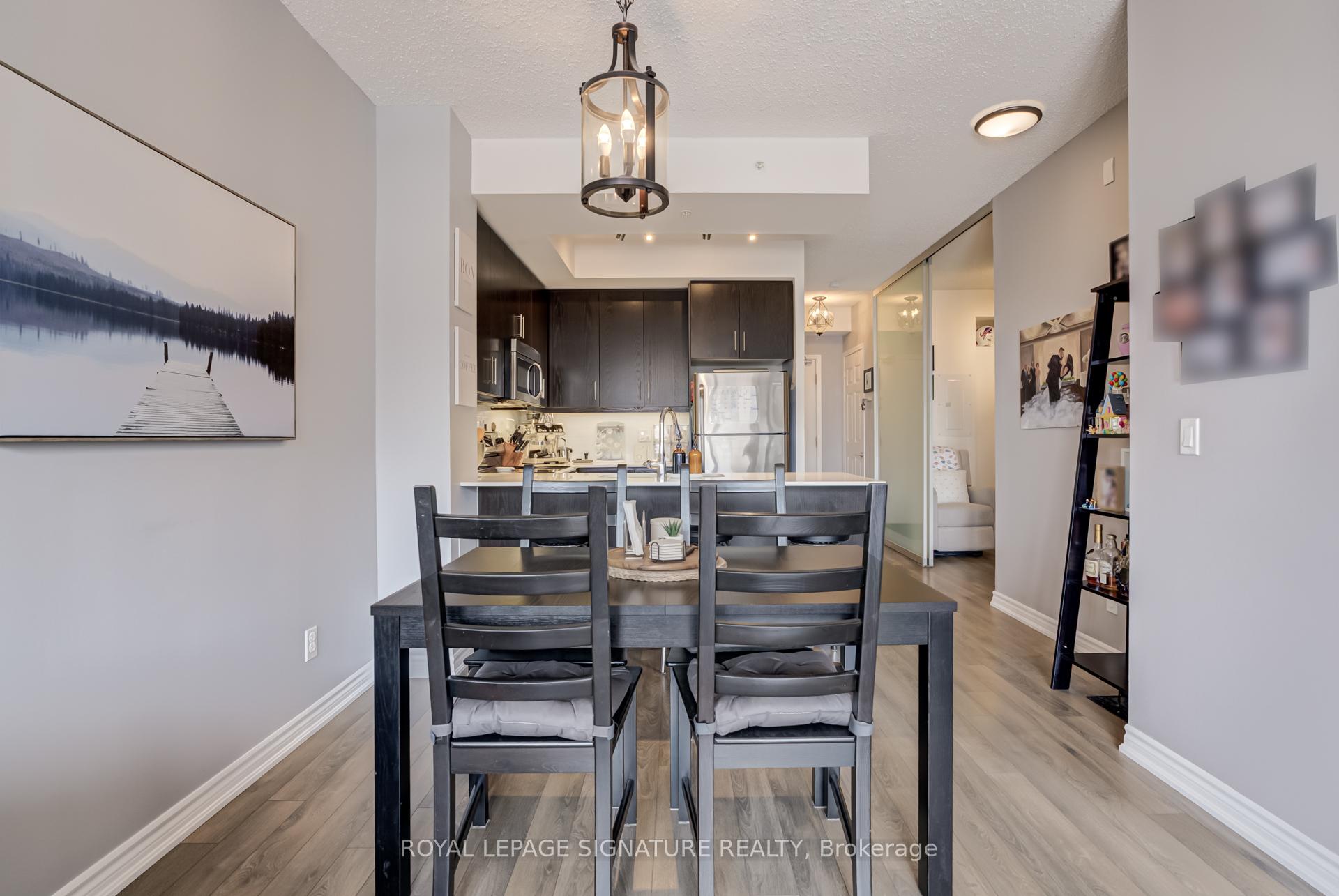 2 Bedrooms Condo at 15 James Finlay, Toronto For sale