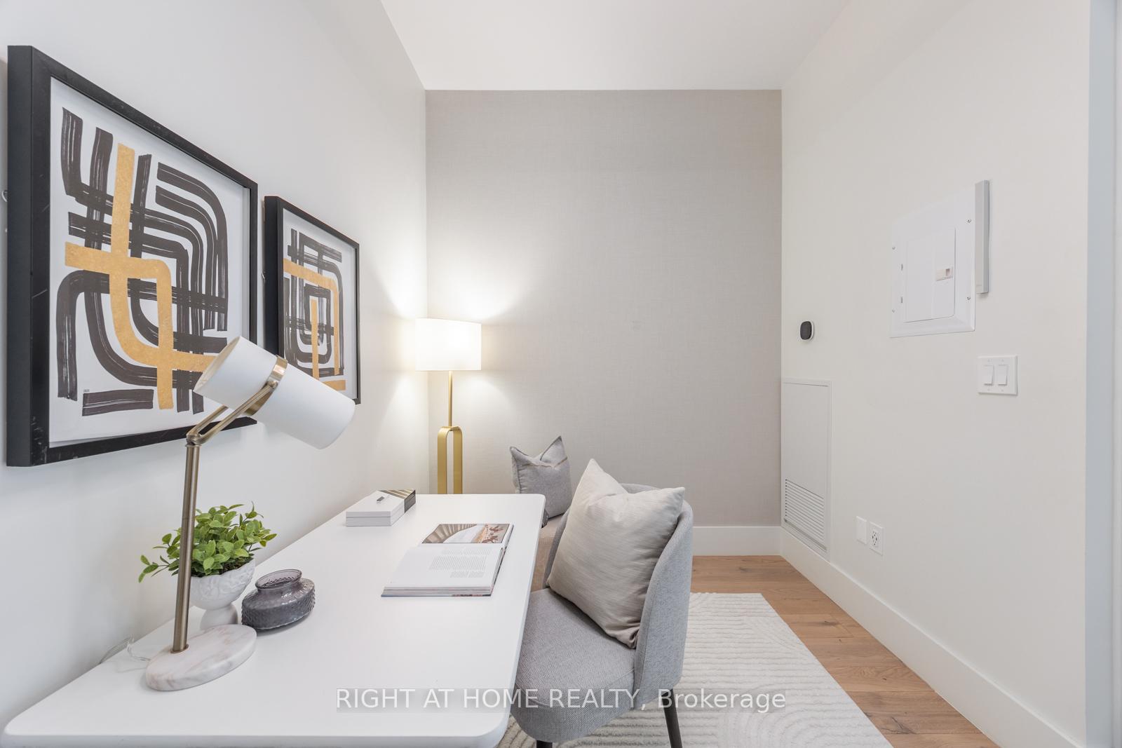 2 Bedrooms Condo at 39 Queens, Toronto For sale
