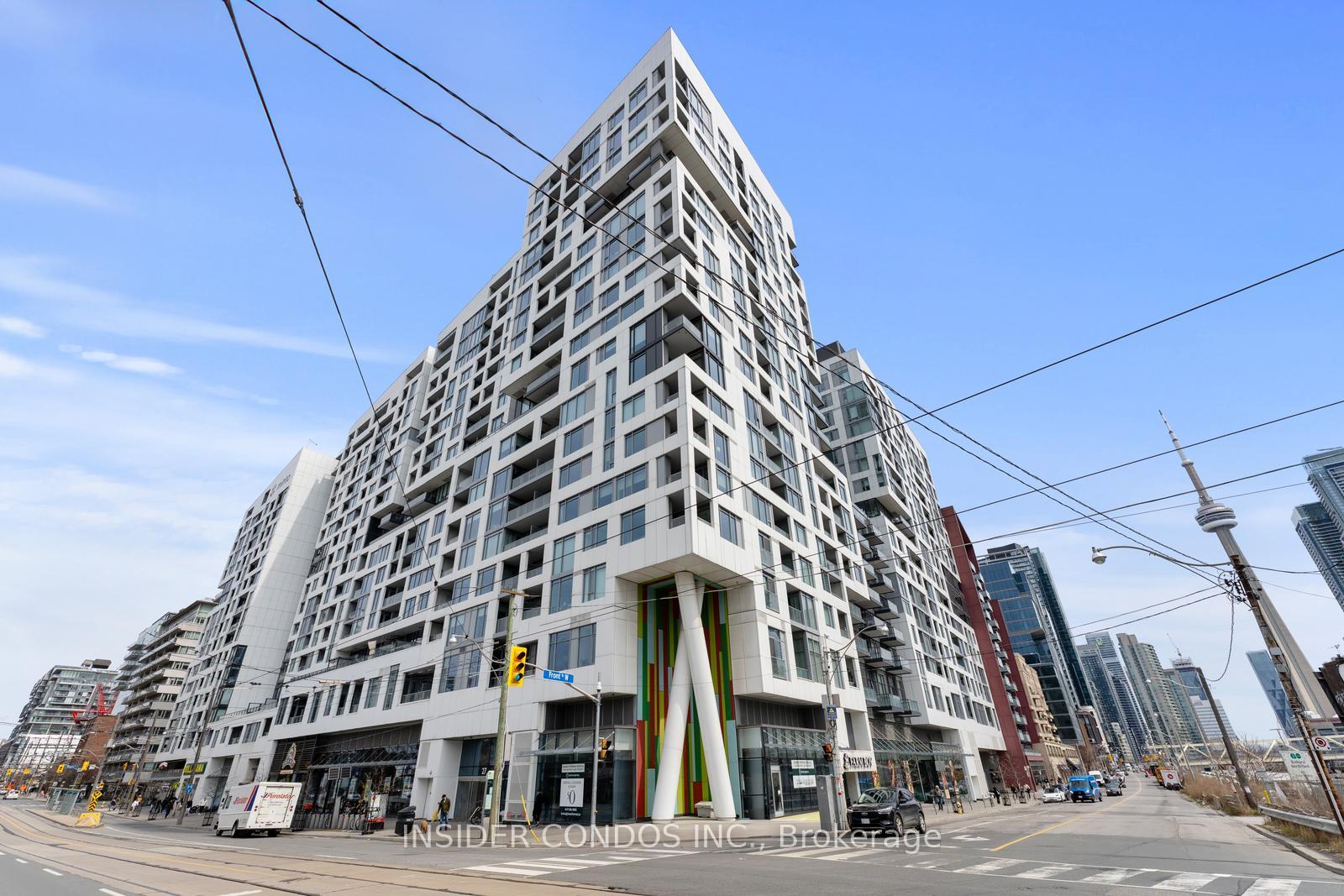 2 Bedrooms Condo at 27 Bathurst, Toronto For sale