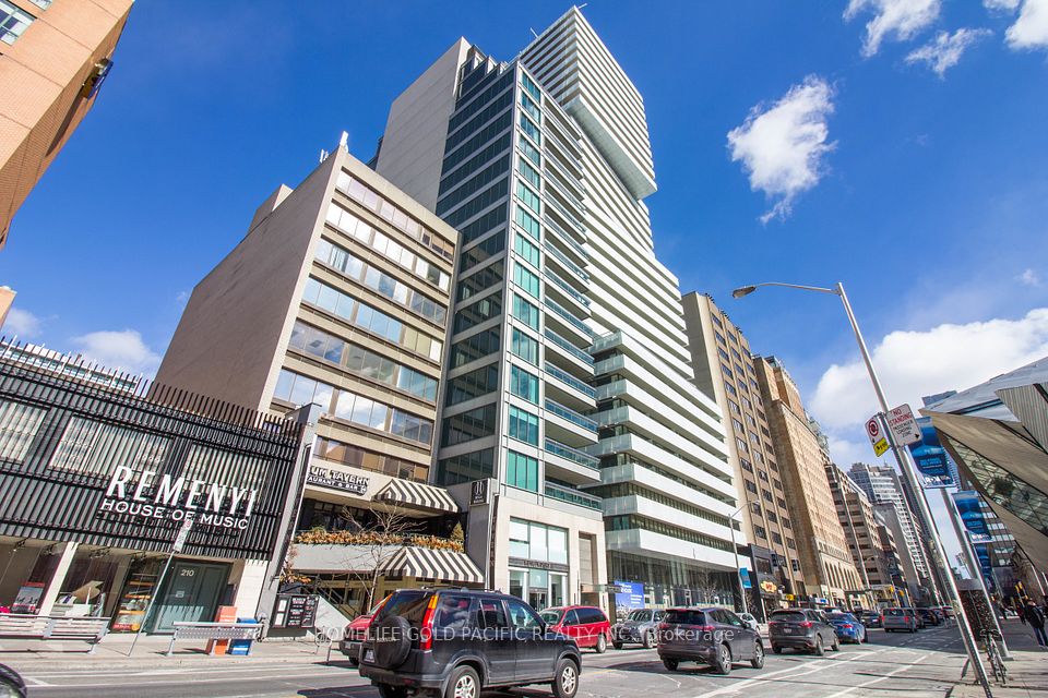 200 Bloor