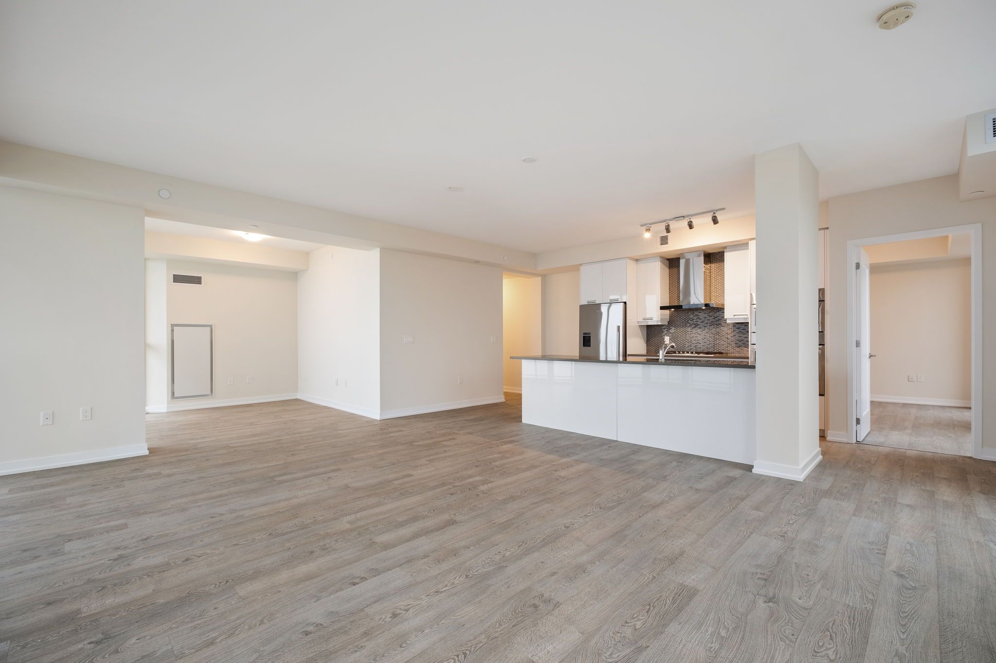 99 John Street 4504