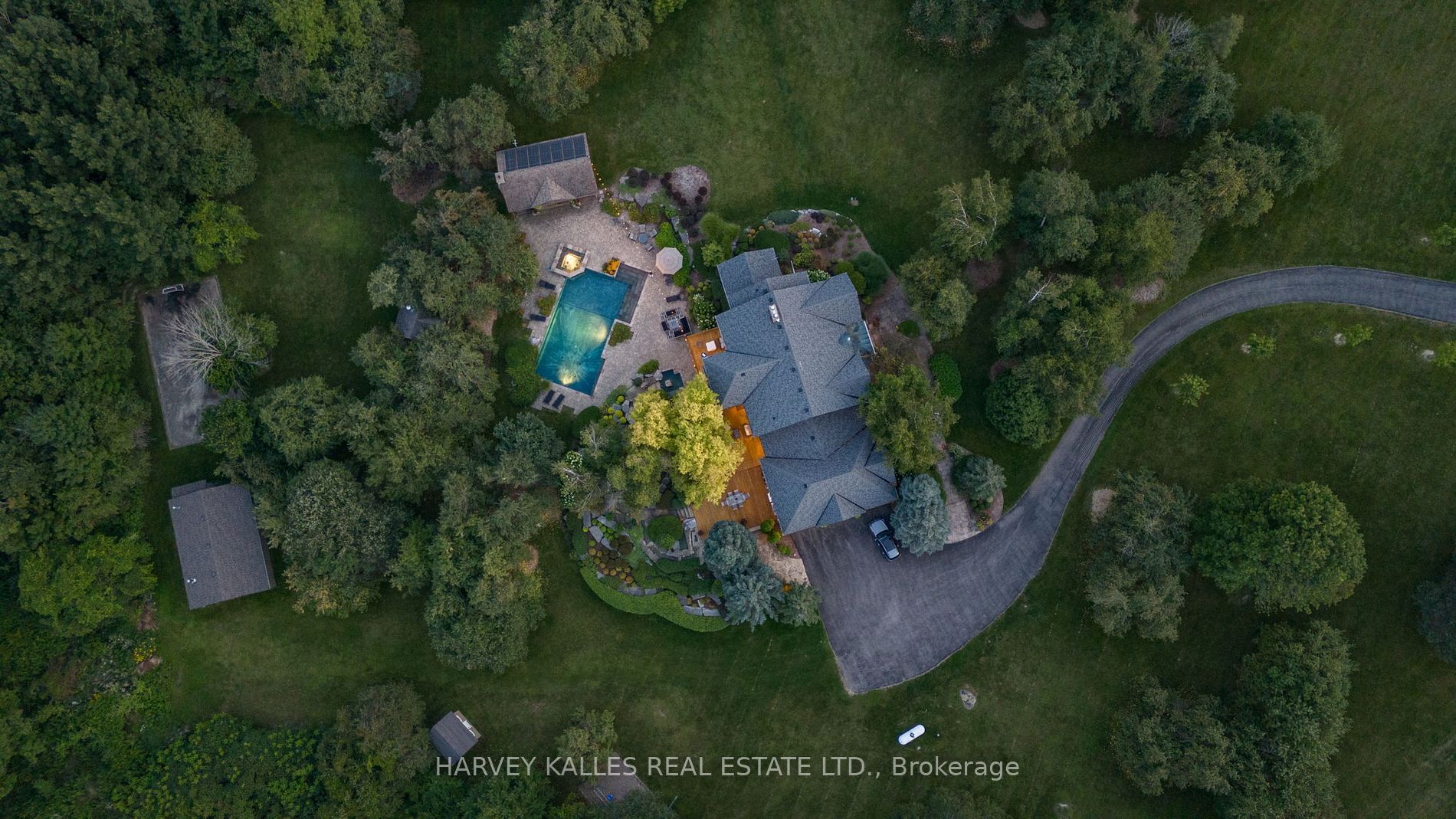 3 Rutland Hill Court