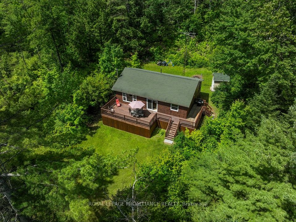 518 Mazinaw Lake, Addington Highlands, ON K0H 1K0
