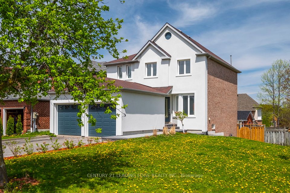 88 Bonny Meadows Drive, Aurora, ON L4G 6M9