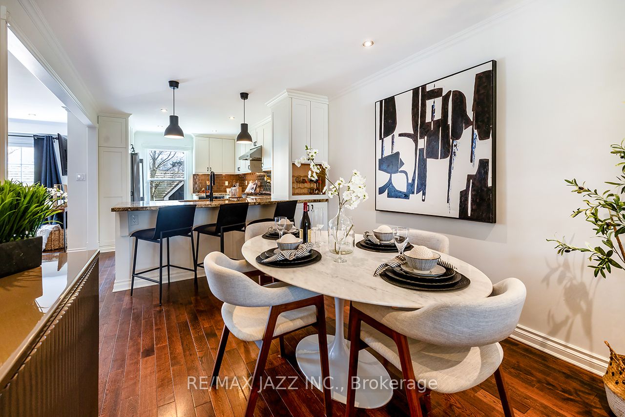 3 Rosewood Court