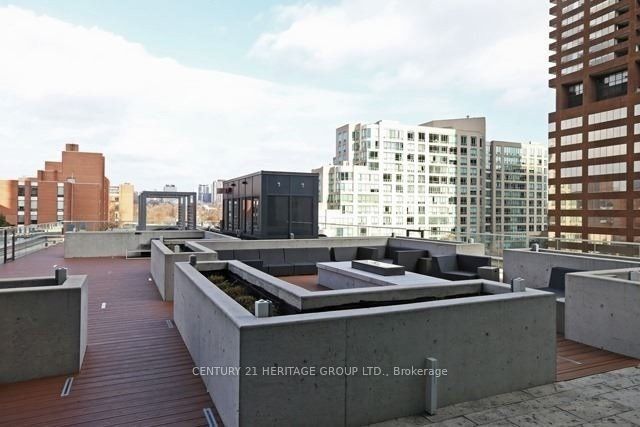 32 Davenport Road, #2508