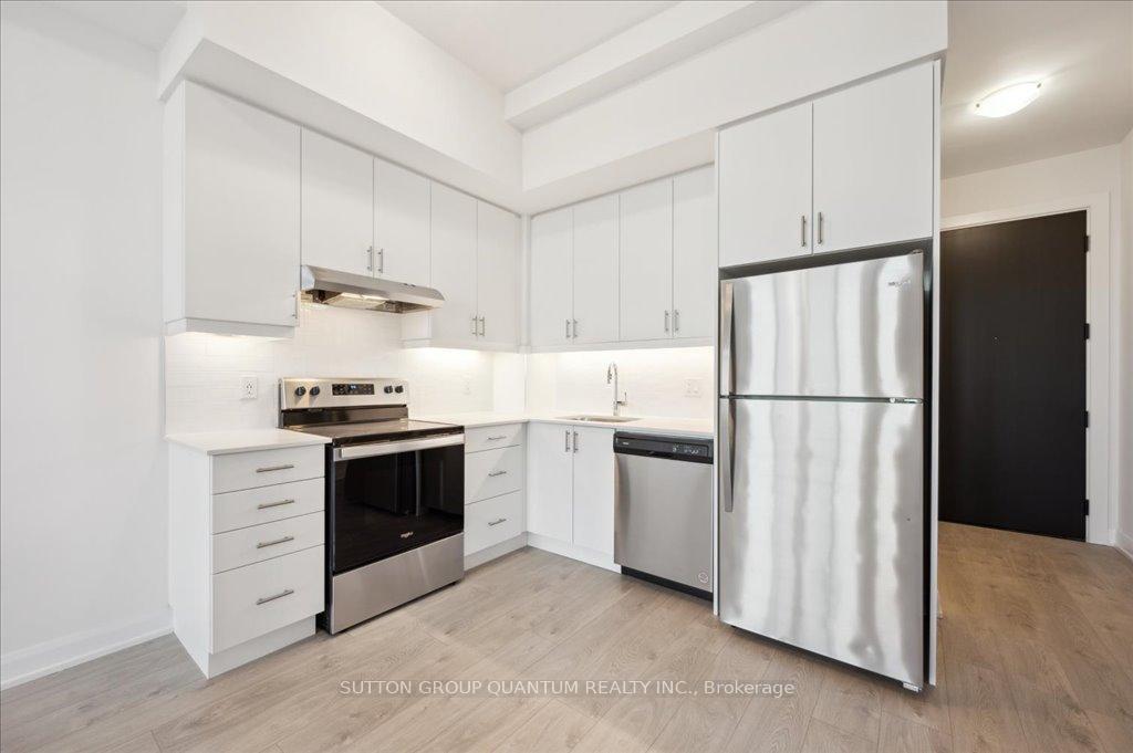 1 Bedroom Condo at 3200 William Coltson,  Oakville For sale