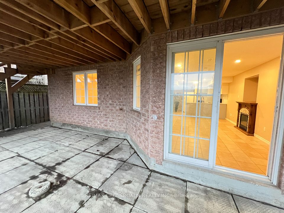 #Bsmt - 75 Tormina Boulevard, Whitby, ON L1R 3B5