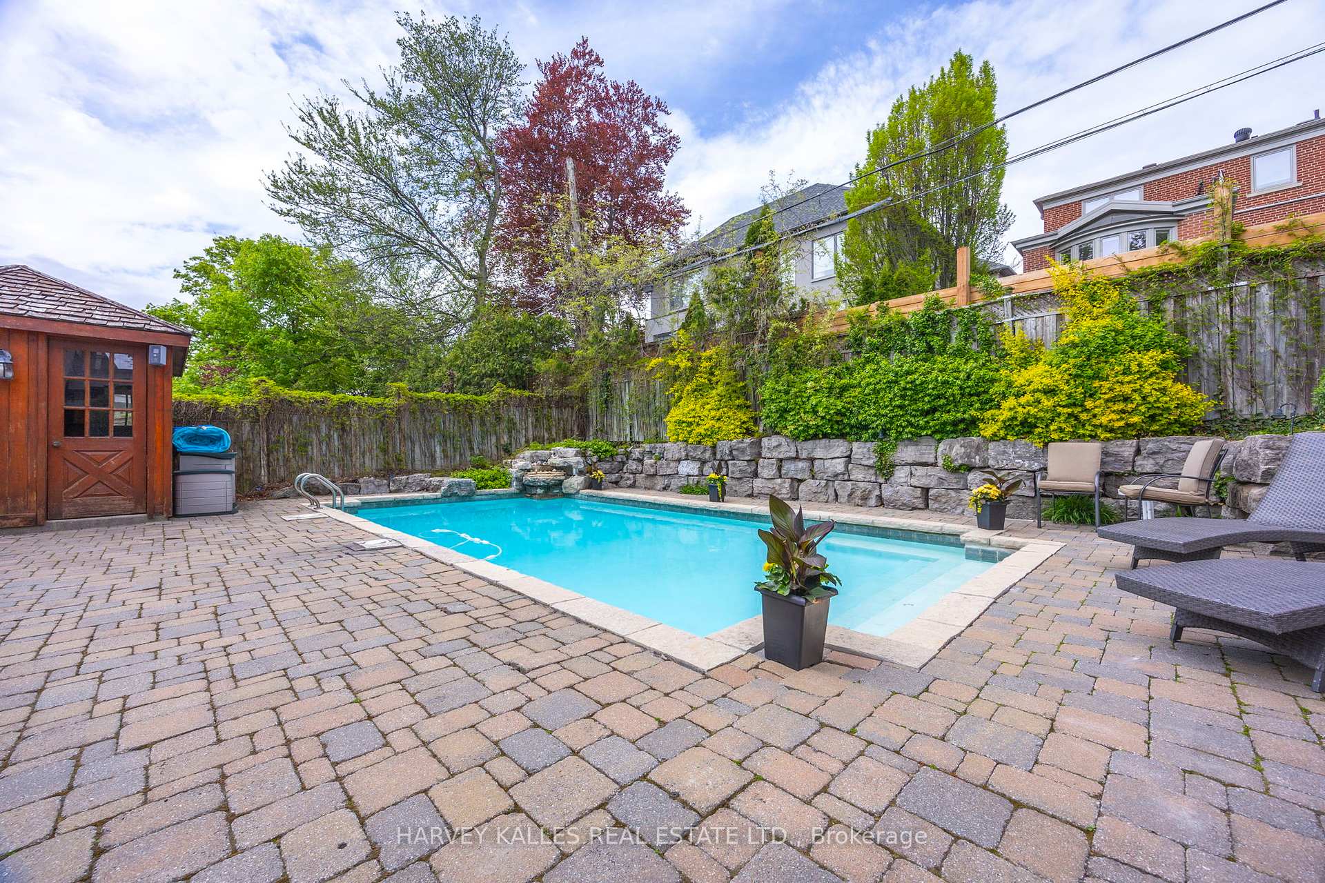 26 Forest Ridge Drive
