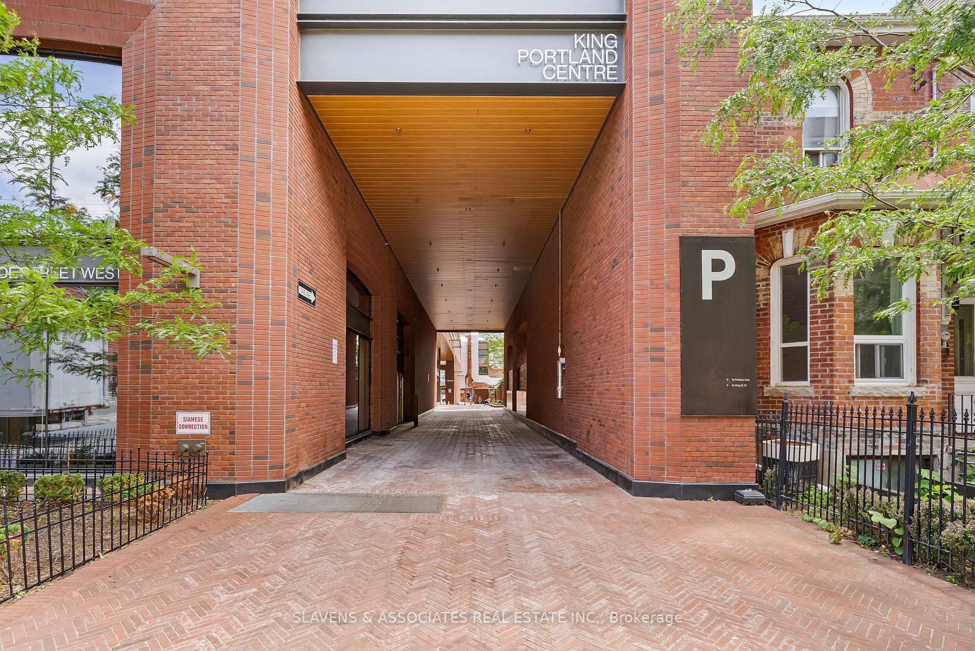 1 Bedroom Condo at 501 Adelaide, Toronto For sale