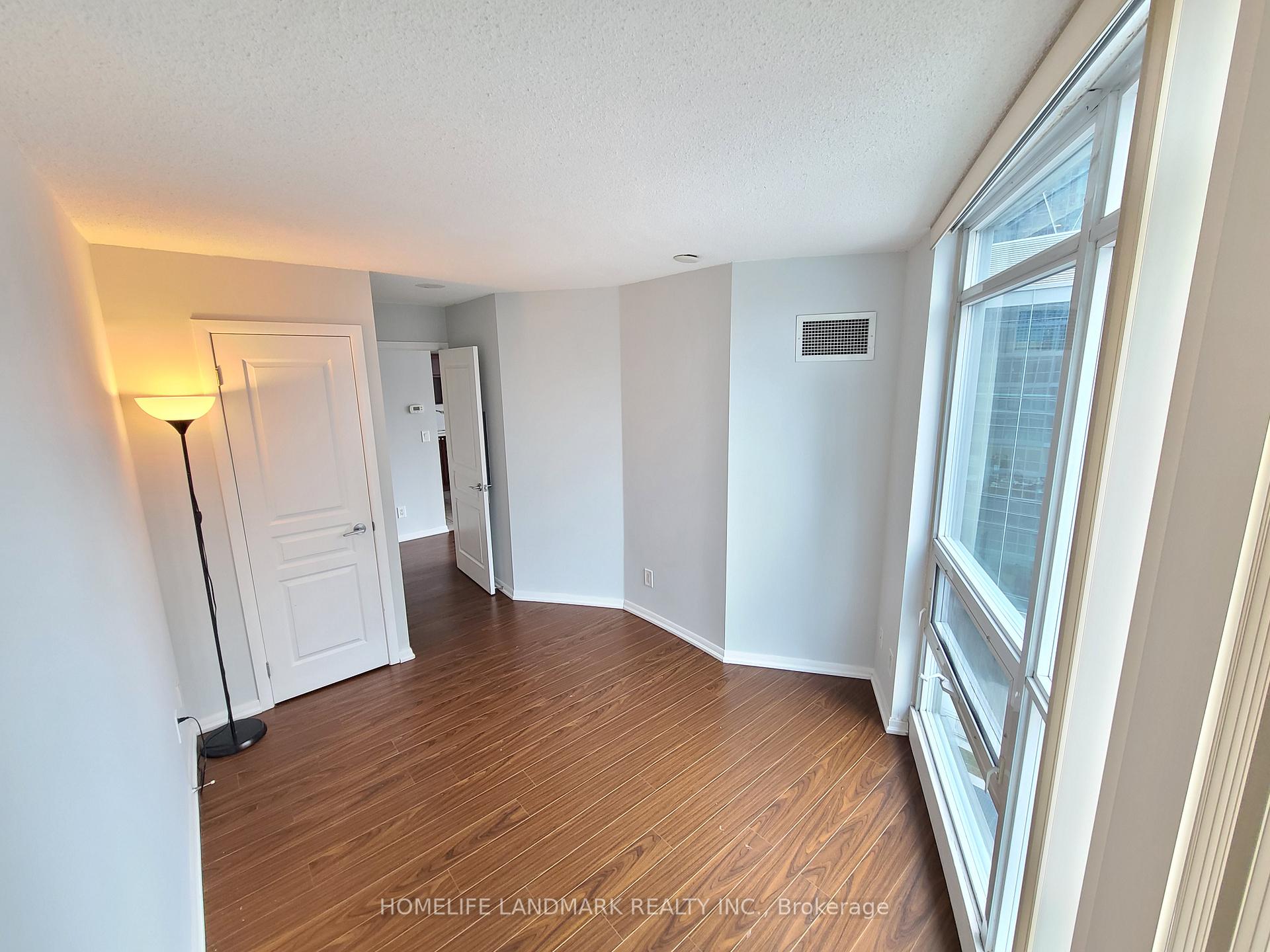 1 Bedroom Condo at 18 Yonge, Toronto For sale