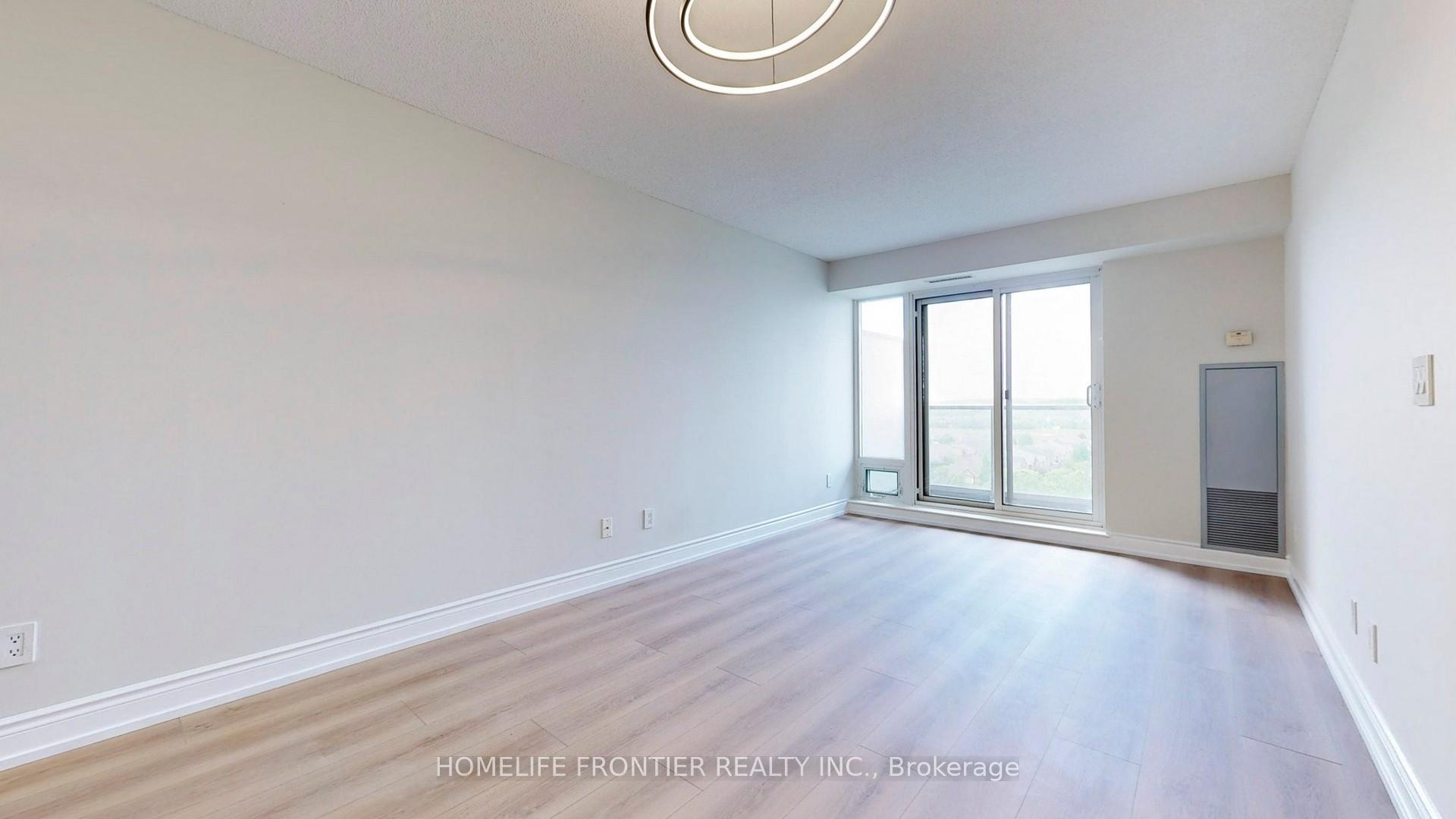 2 Bedrooms Condo at 7 North Park, Vaughan For sale