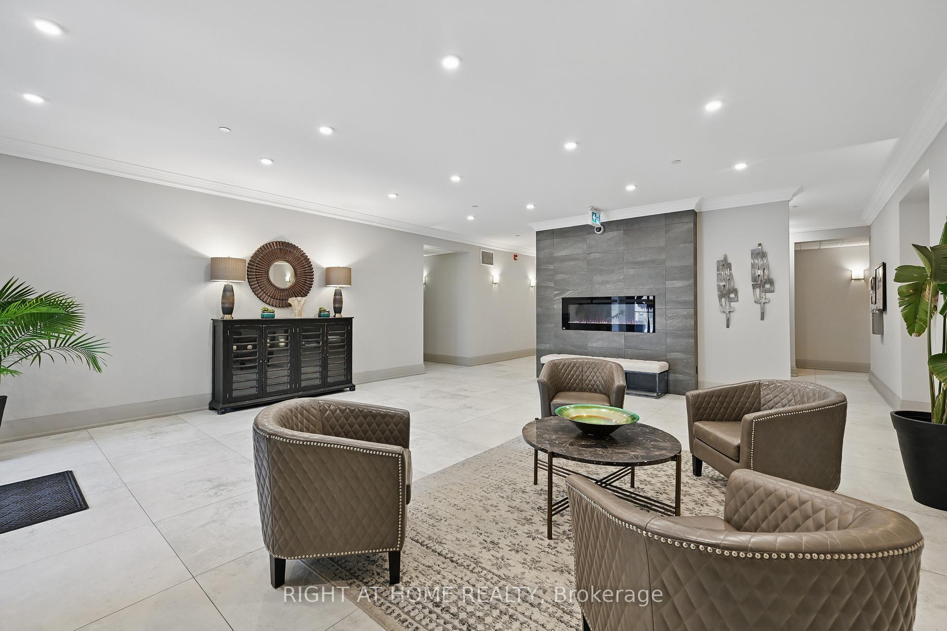 1 Bedroom Condo at 257 Millen, Hamilton For sale