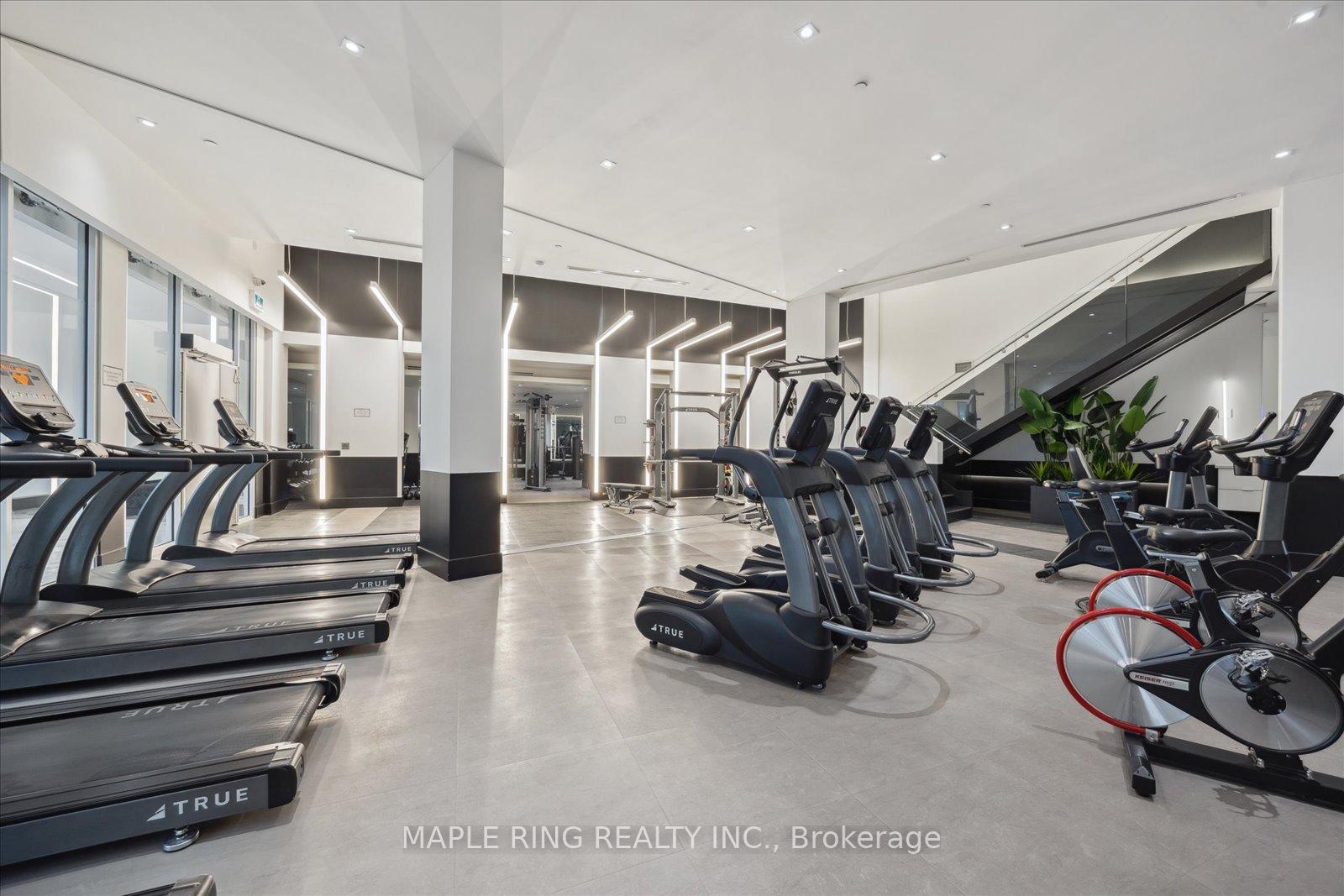 2 Bedrooms Condo at 2916 Highway 7, Vaughan For sale