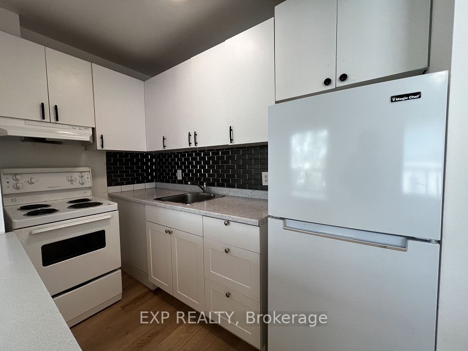 #16 - 102 Greensides Avenue, Toronto, ON M6C 1B9