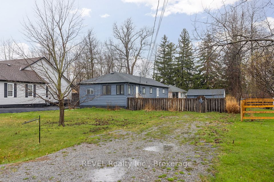 3042 Bethune Avenue, Fort Erie, ON L0S 1N0