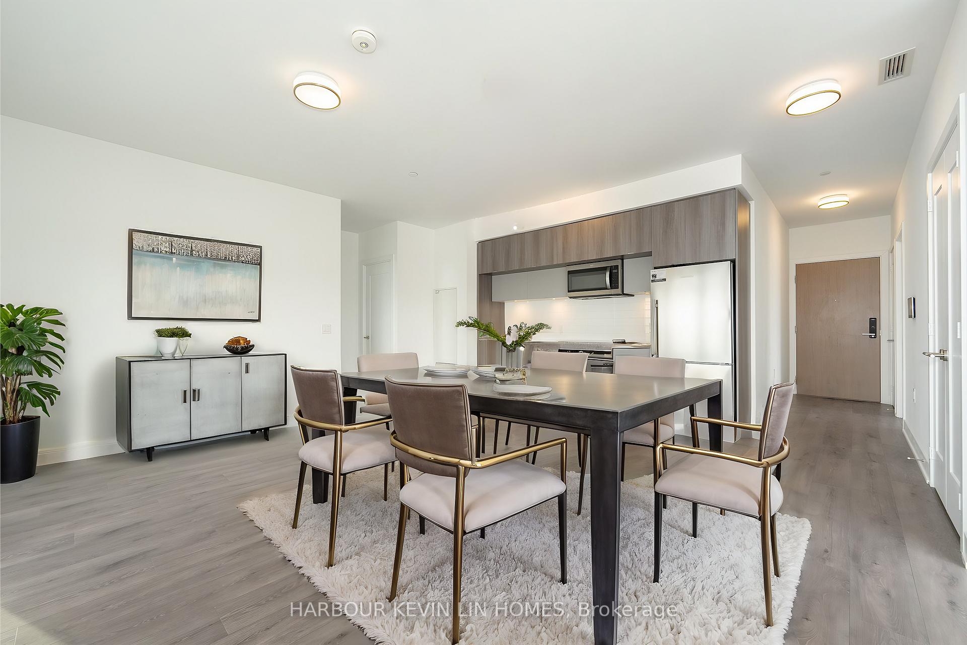 2 Bedrooms Condo at 575 Bloor, Toronto For sale