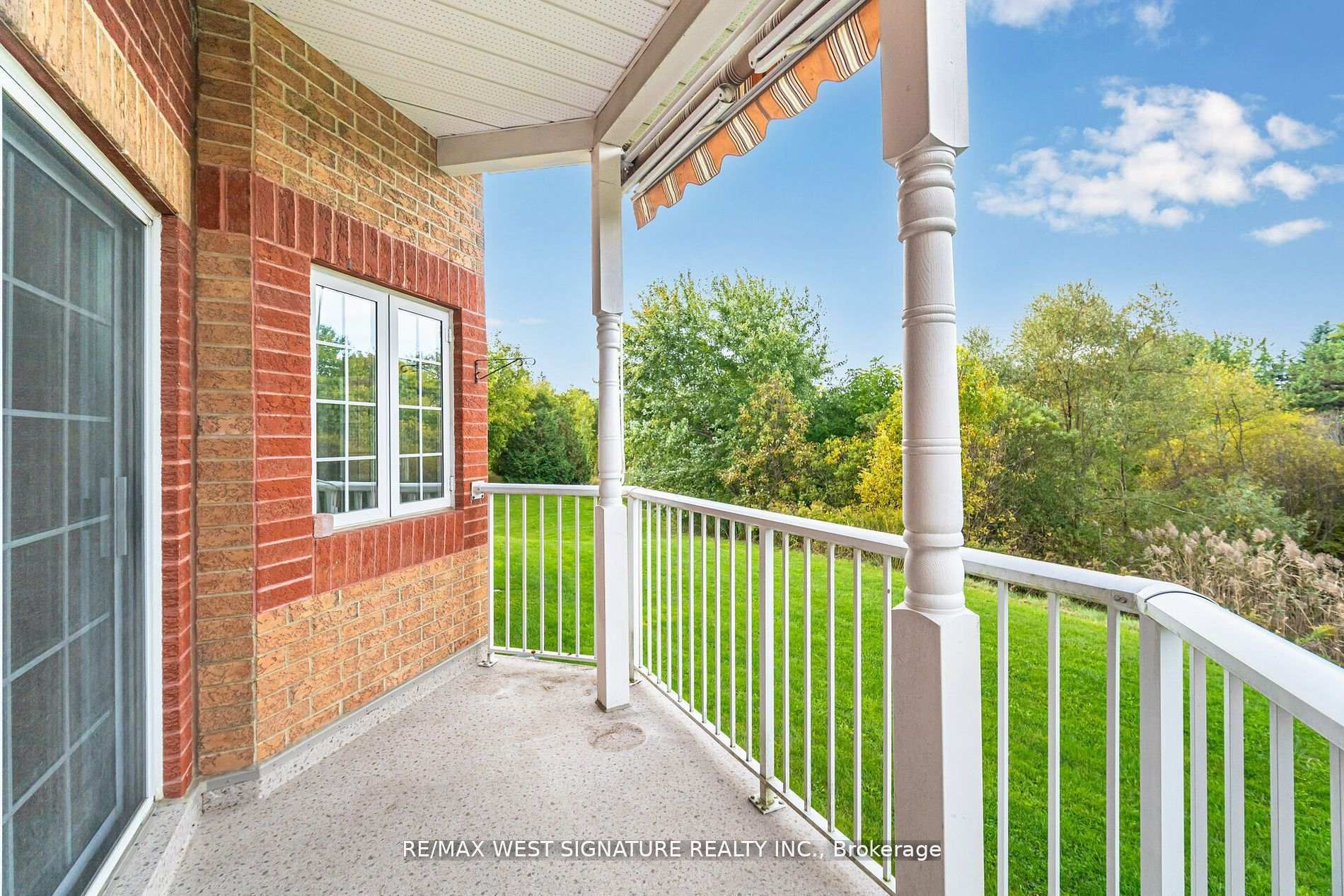 2 Bedrooms Condo at 75 Treelawn,  Vaughan For sale