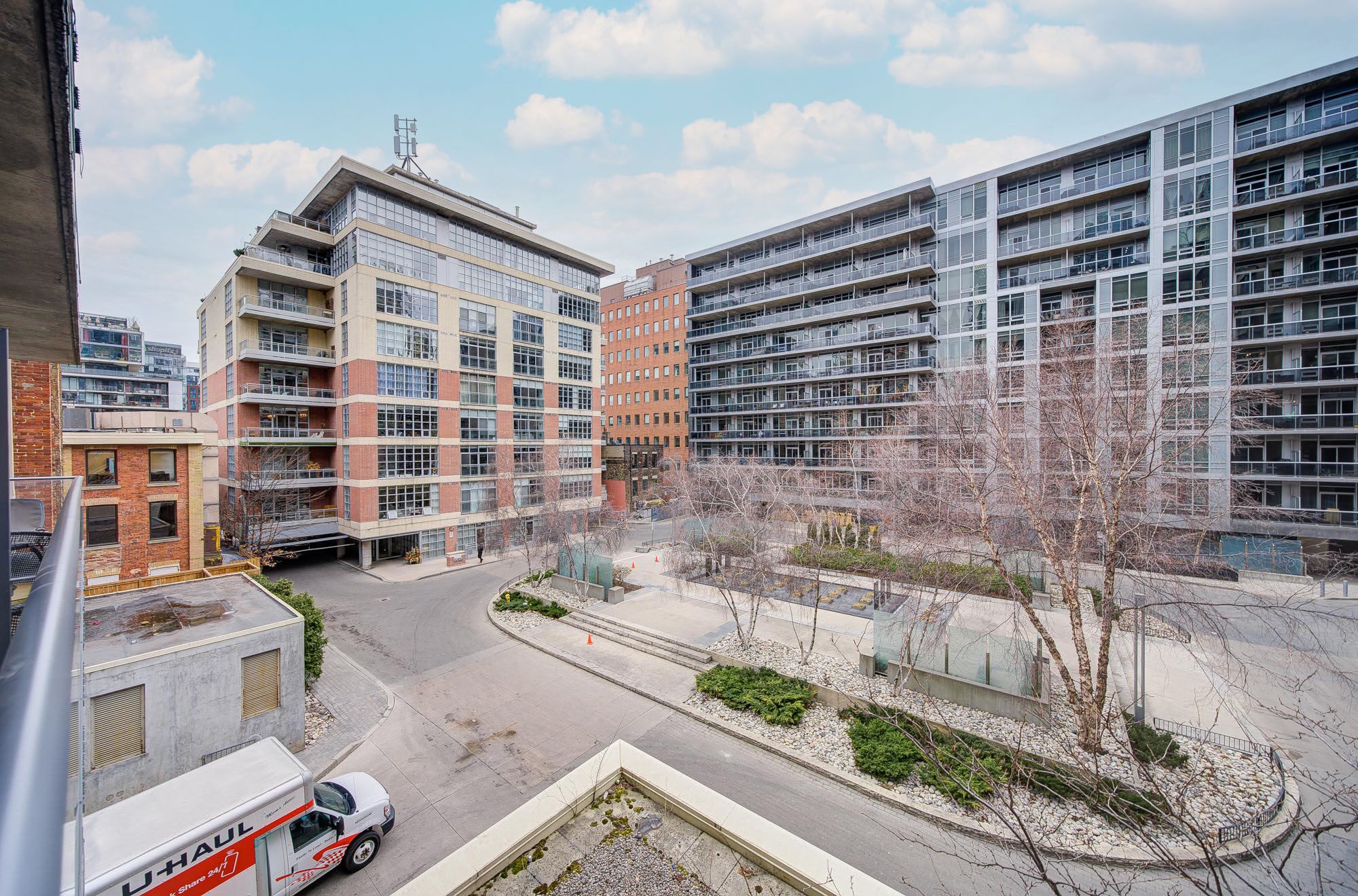 478 King Street W 318