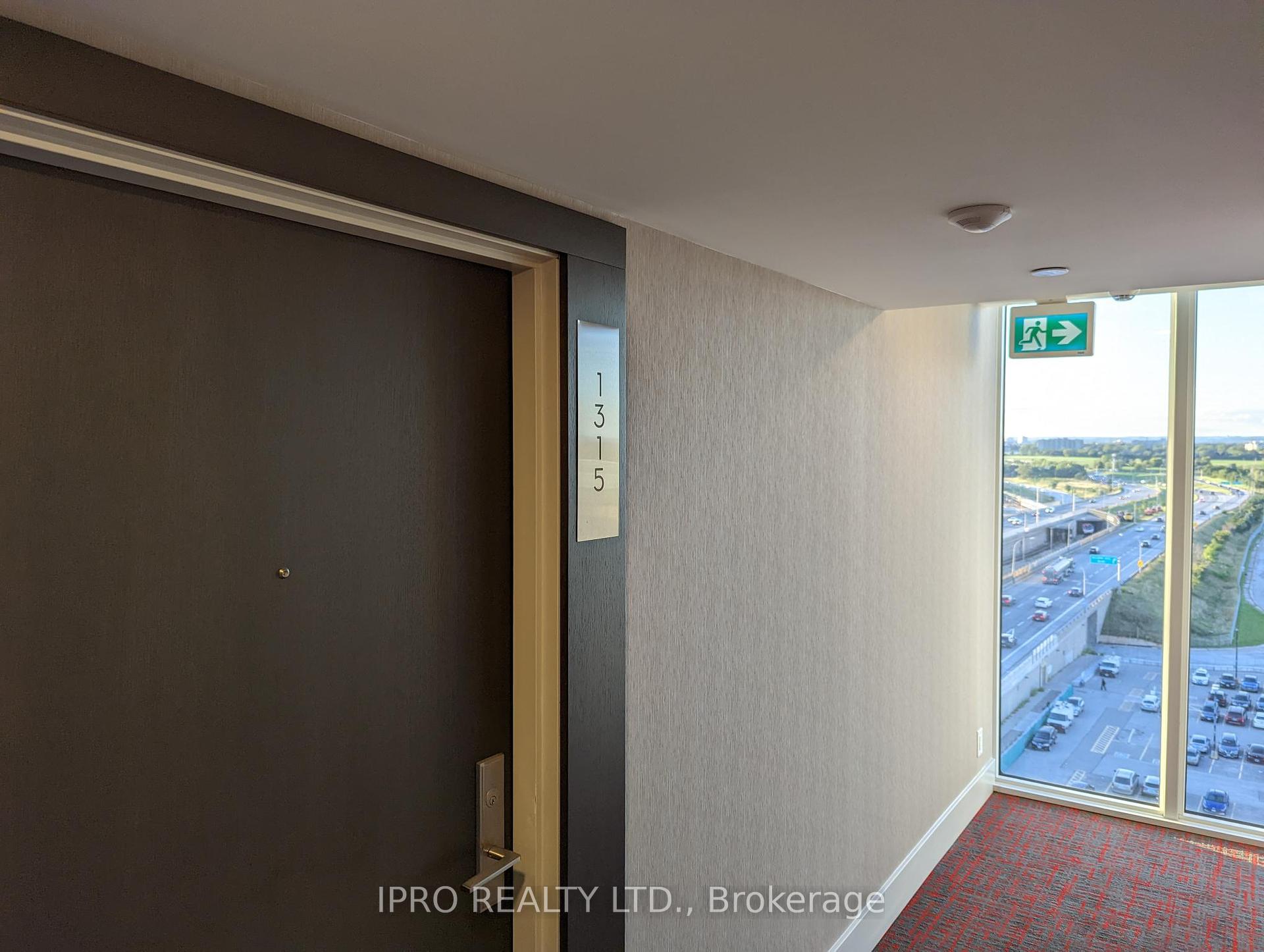 2 Bedrooms Condo at 38 Monte Kwinter,  Toronto For sale
