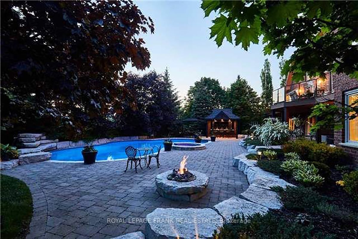 3140 Cochrane Street