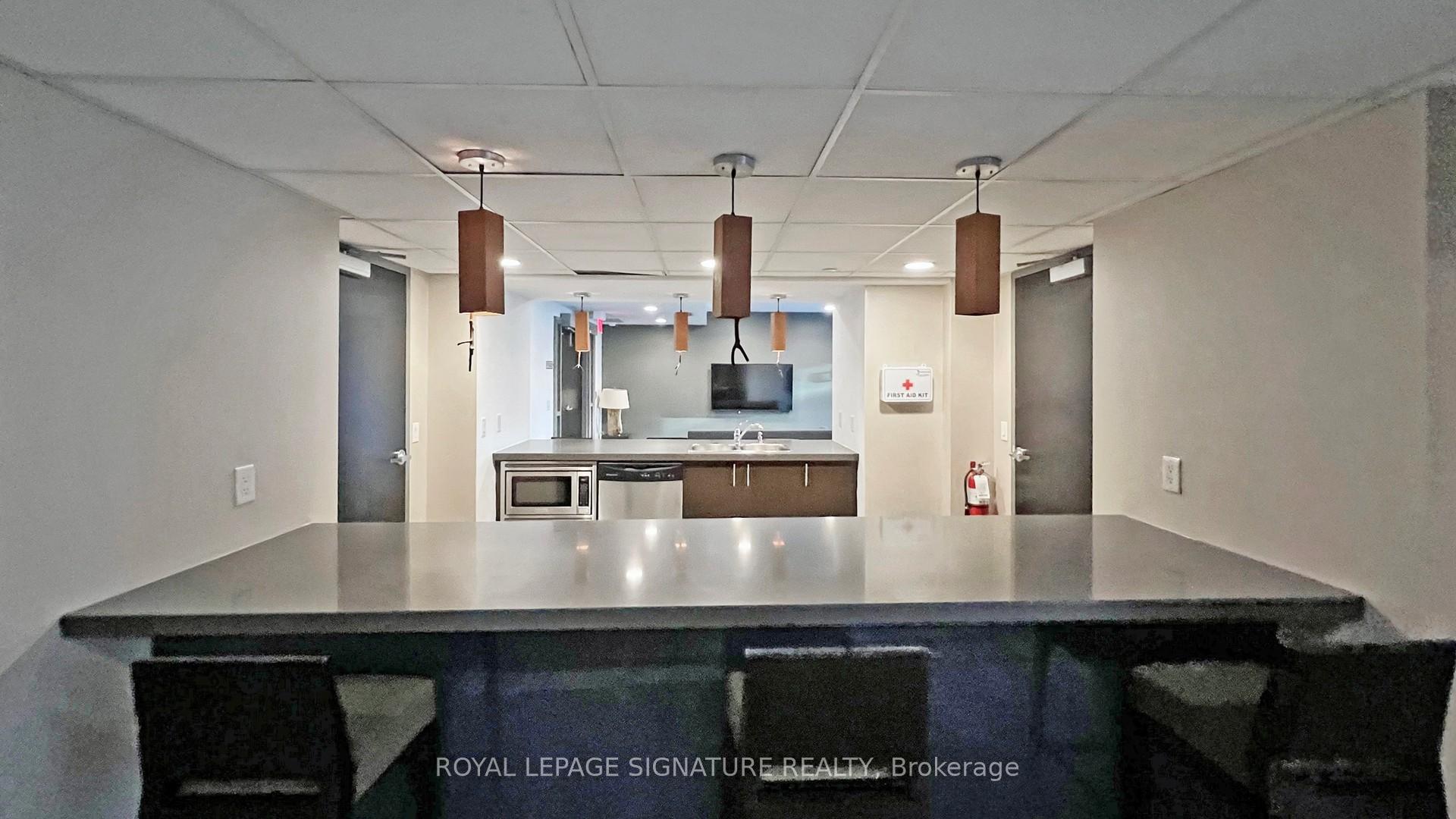 2 Bedrooms Condo at 25 Cole, Toronto For sale